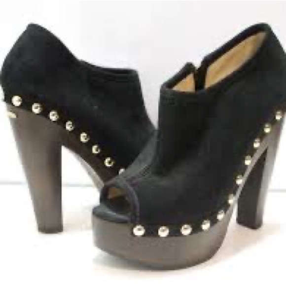 Jimmy Choo